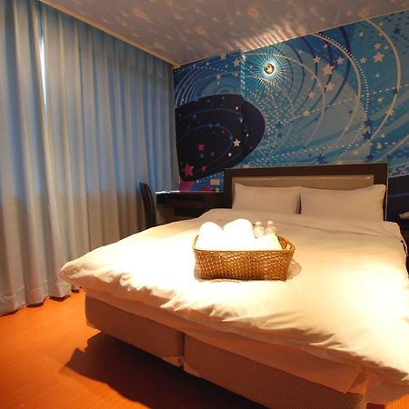 Happiness Inn Taipei Exterior foto