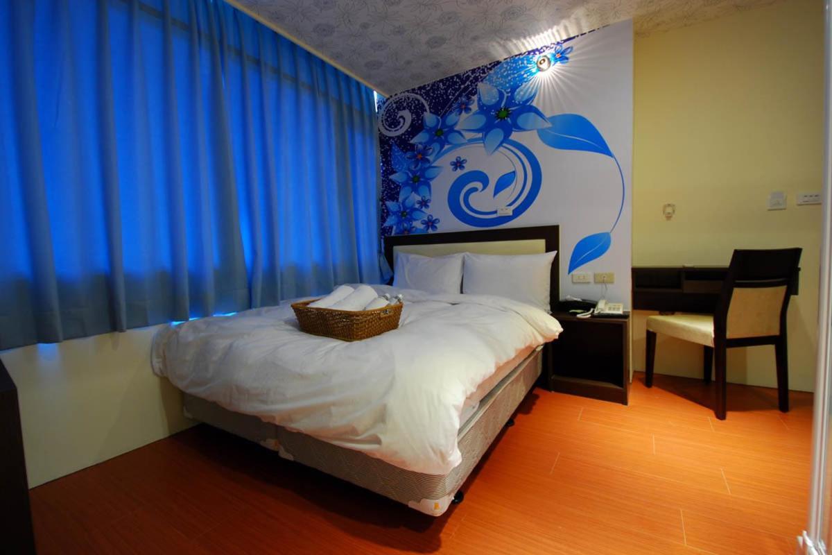 Happiness Inn Taipei Exterior foto