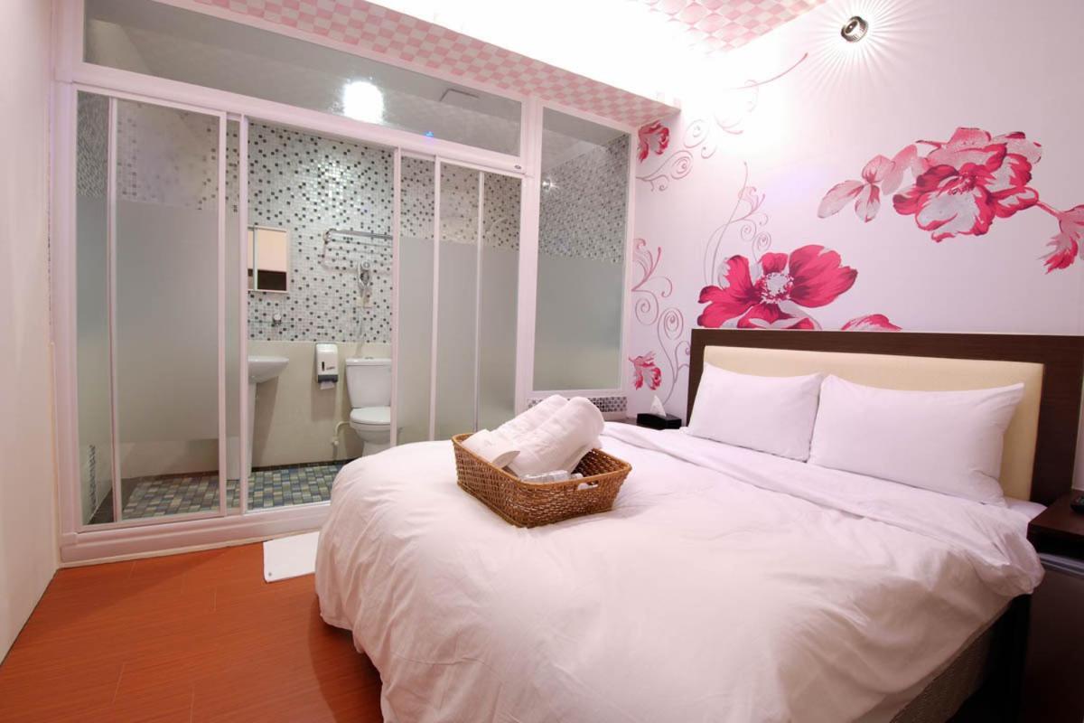 Happiness Inn Taipei Exterior foto